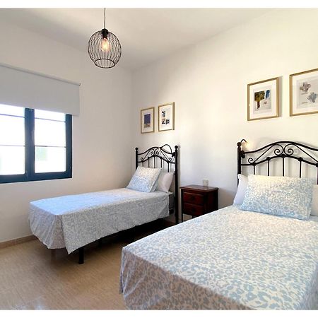 Villa Valencia Плая Бланка Екстериор снимка
